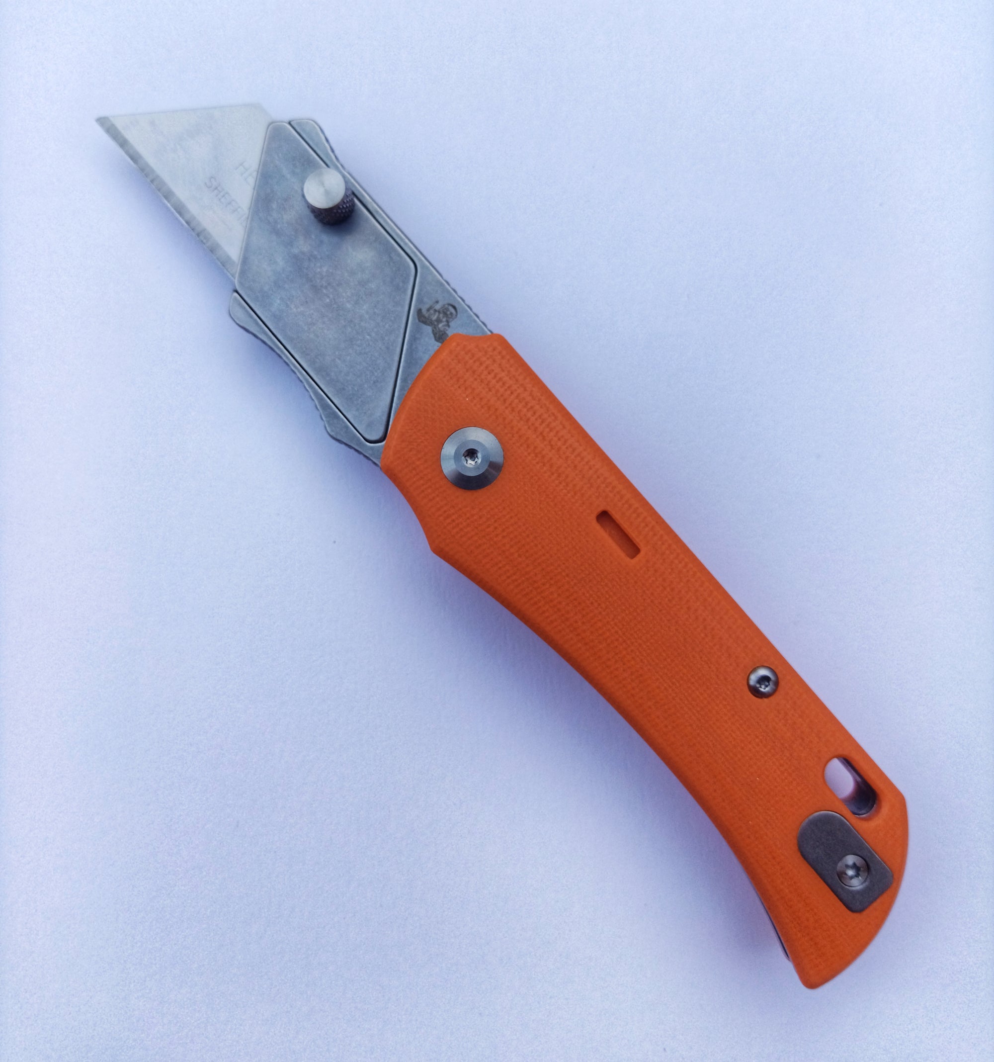 Twisted Assisted PALLAS Utility Knife – G10 Orange (Supplied with 5 Sheffield Blades)